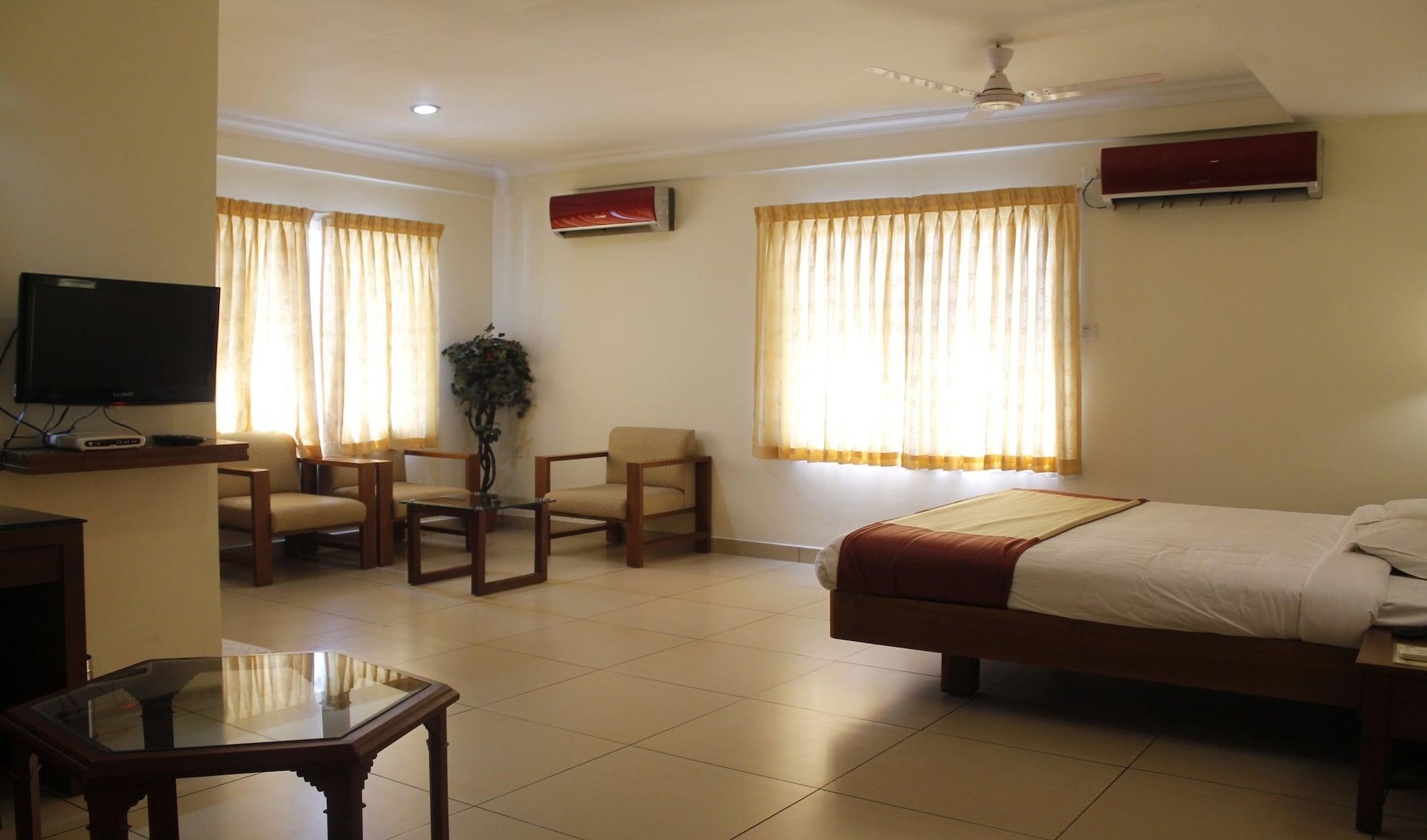 Hotel Aiswarya Kochi Exteriör bild